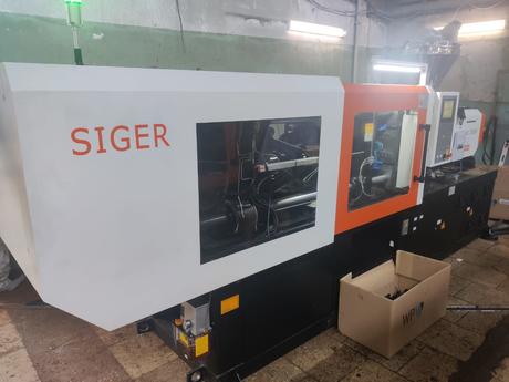 Осуществлена поставка термопластавтомата Siger 160V в Новгородскую область