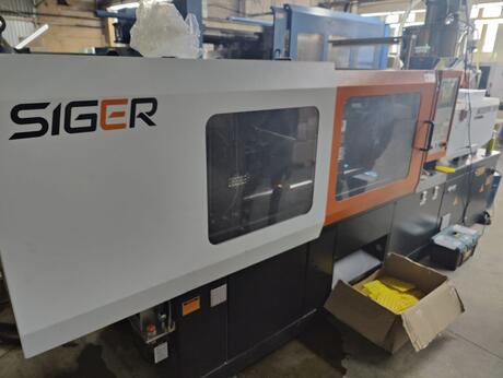 Осуществлена поставка термопластавтомата Siger Modern 130V в Татарстан