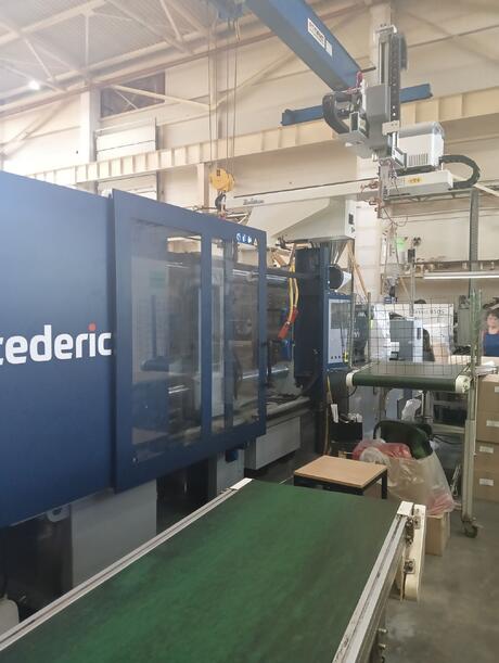 Осуществлена поставка термопластавтомата Tederic D350 в Рязань