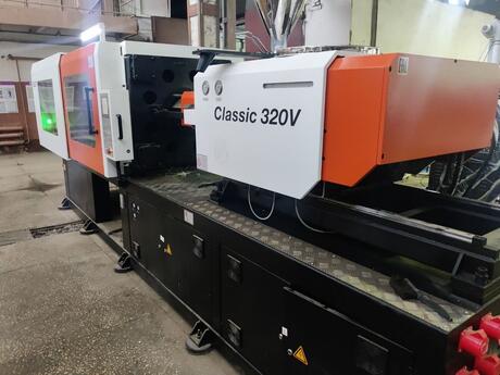 Осуществлена поставка термопластавтомата Siger Classic 320V в Нижегородскую область