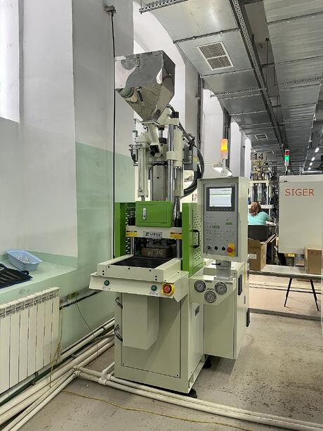 Осуществлена поставка термопластавтомата Lizhu 350D в Владимирскую область