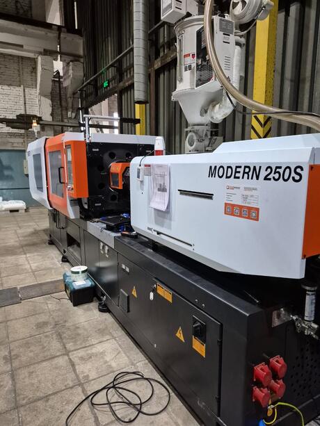 Осуществлена поставка термопластавтомата Siger Modern 250S в Московскую область