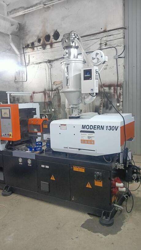 Осуществлена поставка термопластавтомата Siger Modern 130V в Симферополь