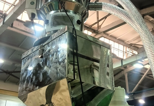 Осуществлена поставка загрузчика Xiecheng X810G в Новосибирскую область